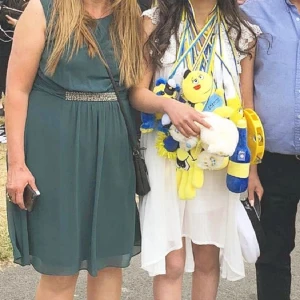 Grön klänning - Strl M Använd 1 gång. Perfekt skick. Mintgrön