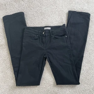Low waist jeans  - Lågmidjade jeans från Stefanel. Använda 1-2 gånger. Originalpris 1000 kr. 