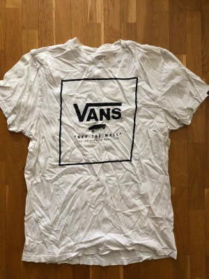 Vans t shirt - Vans t-shirt i bra skick!