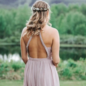 Balklänning  - Rosa balklänning med öppen rygg💖