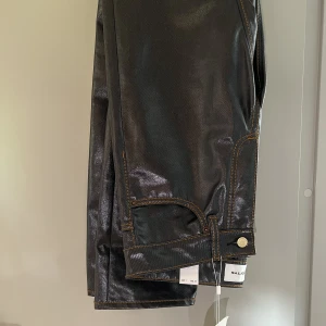 Eytys jeans - Eytys Orion Jeans, helt oanvända med prislapp kvar! Köpta på Eytys NK😻🥂