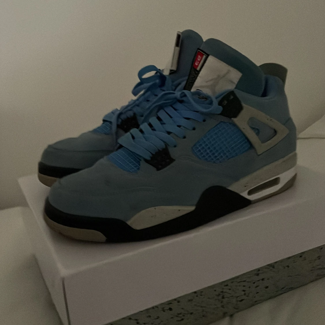 Jordan 4 unc