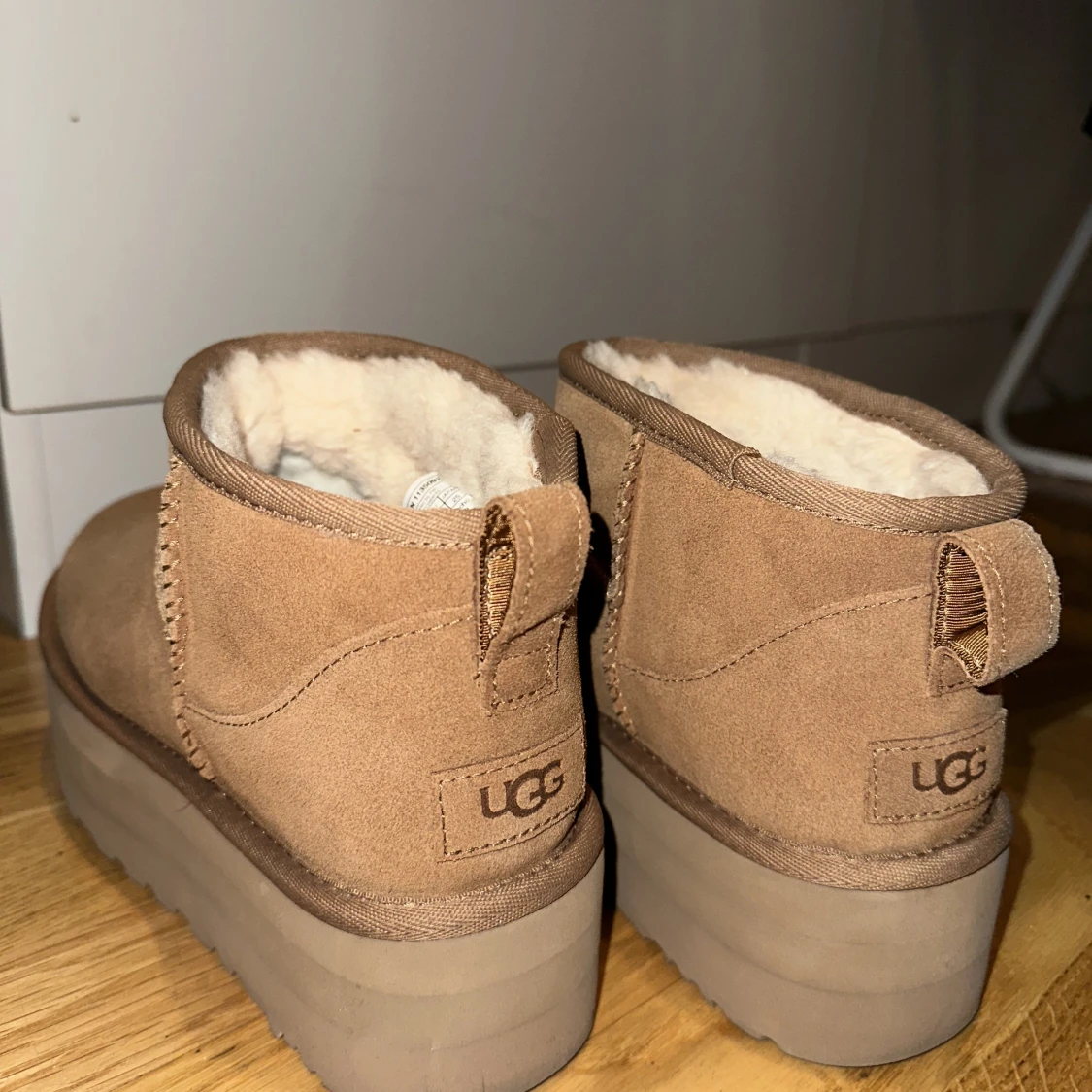 Ugg CLASSIC ULTRA MINI PLATFORM - 91