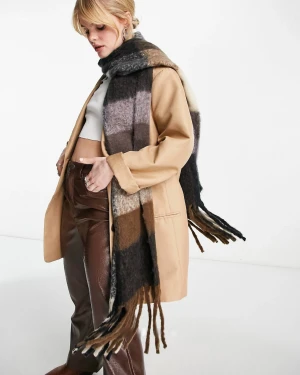 Halsduk - Supermjuk och fin halsduk från Object! Helt oanvänd med tags kvar<3