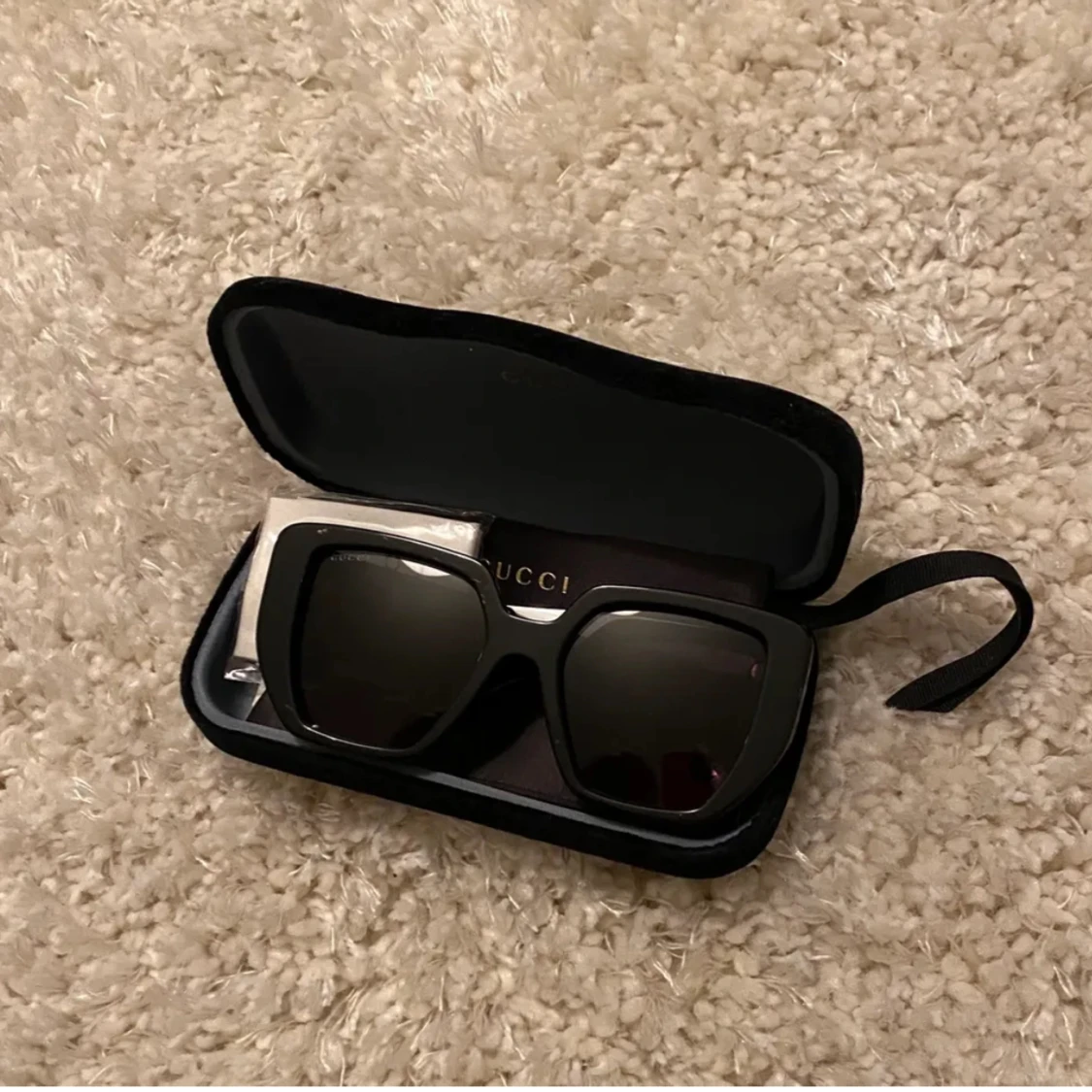 Gucci Solglasögon  - 91