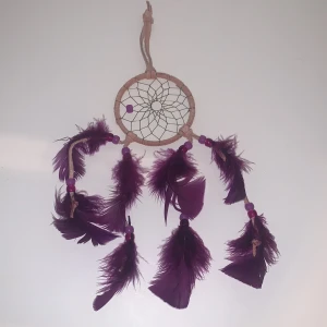 Drömfångare - Min mammas gamla drömfångare. Jättegullig och inte heller så stor!💕 Skriv i dm ifall du har ngr frågor🩷