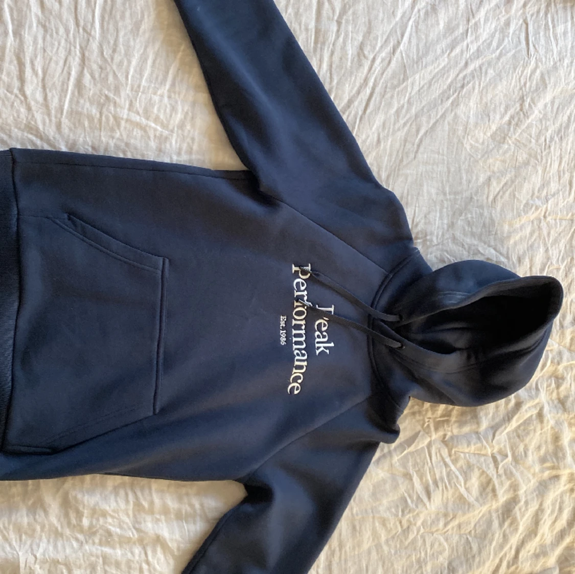 Peak performance hoodie - 90