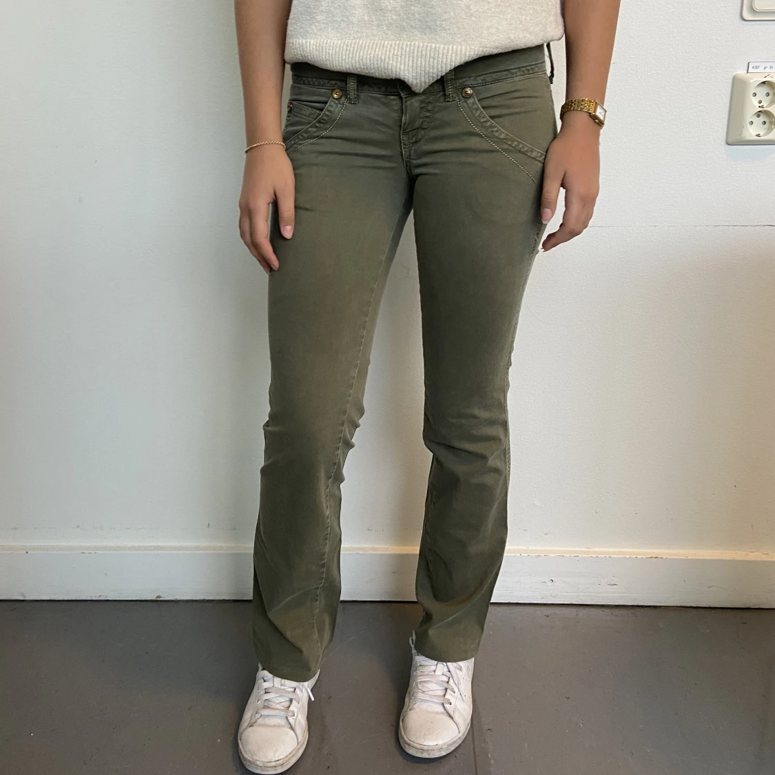 Gröna lågmidjade jeans  - 90