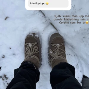 Inuikii - Helt nya Inuikiis i modell ”Boot” och färgen ”Taupe”! Som sagt aldrig använda och köpta i våras