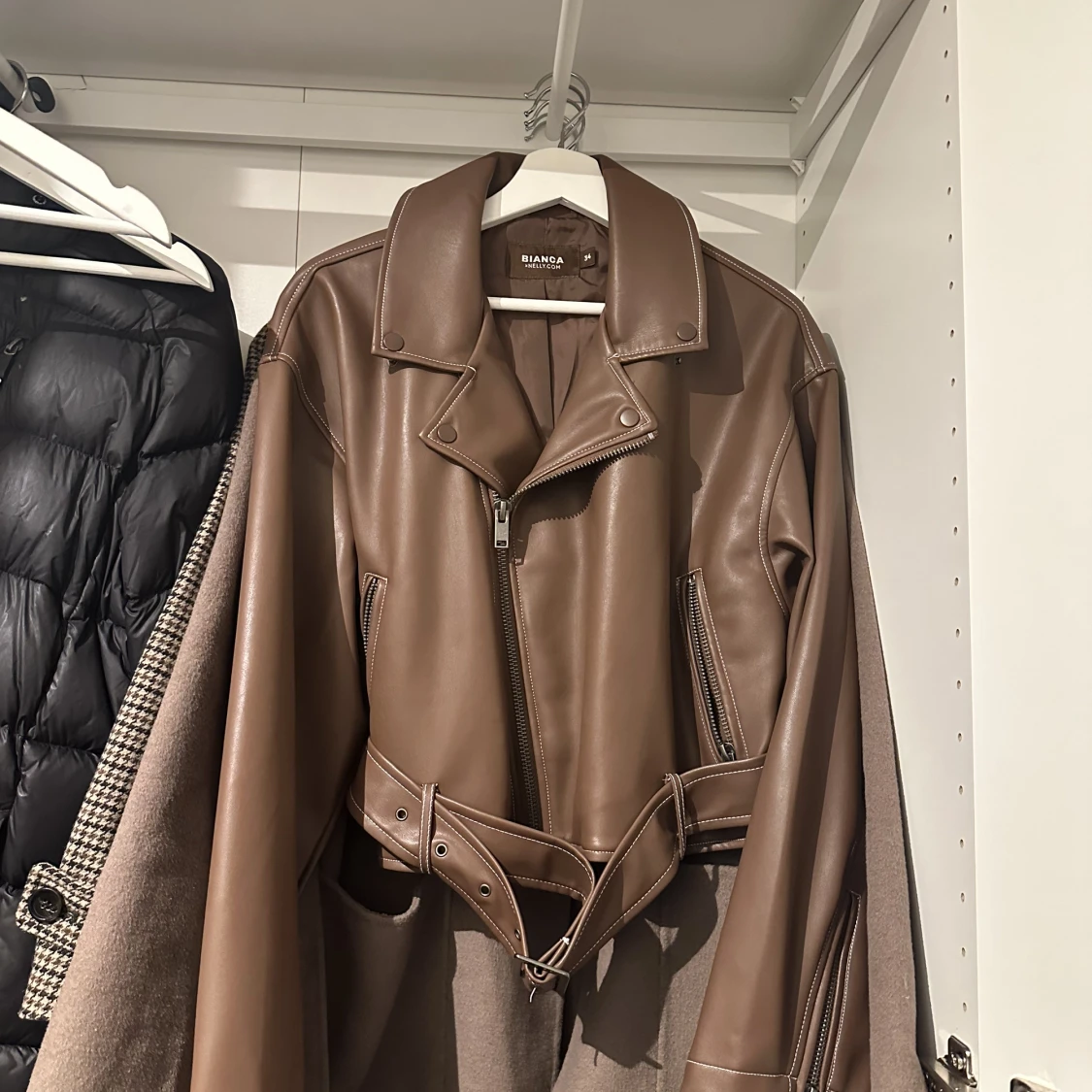 Bianca skinnjacka  - 91