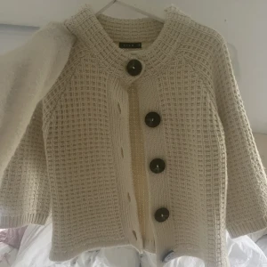 Kofta - Kofta från vila i nyskick, trekvart arm storlek s