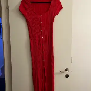 Röd klänning 