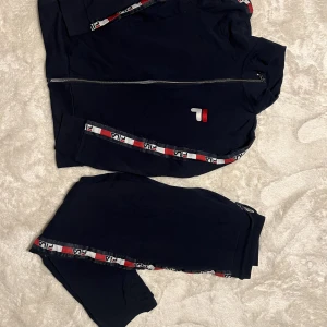 Fila dress - Dress från fila, mörkblå. Oanvänd.