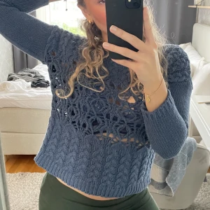 Stickad tröja  - Super söt stickad tröja, trekvarts ärmar