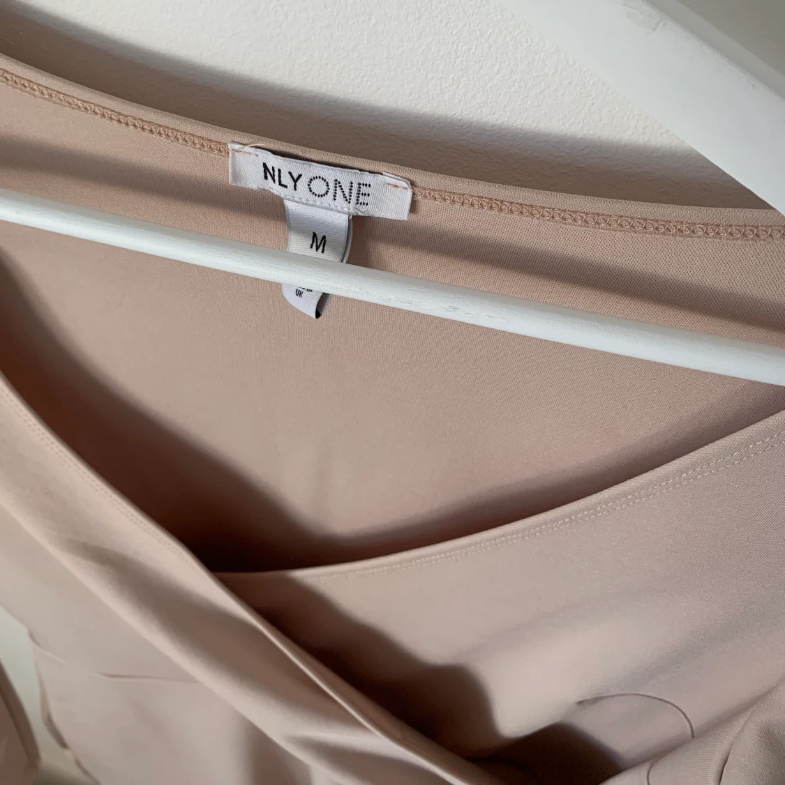 Klänning från Nelly (NLY ONE) strl M - 91