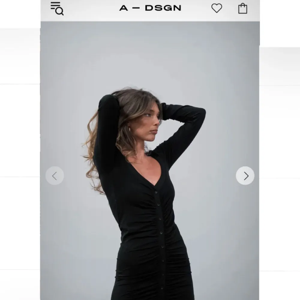 Säljer den här supersnygga klänningen från A-DSGN då den tyvärr inte kommer till användning… (Slut på hemsidan) Helt oanvänd, inga fäckar, inte trasig eller någon som helst skavank✨ Passar absolut en S✨ Priset kan diskuteras!. Klänningar.