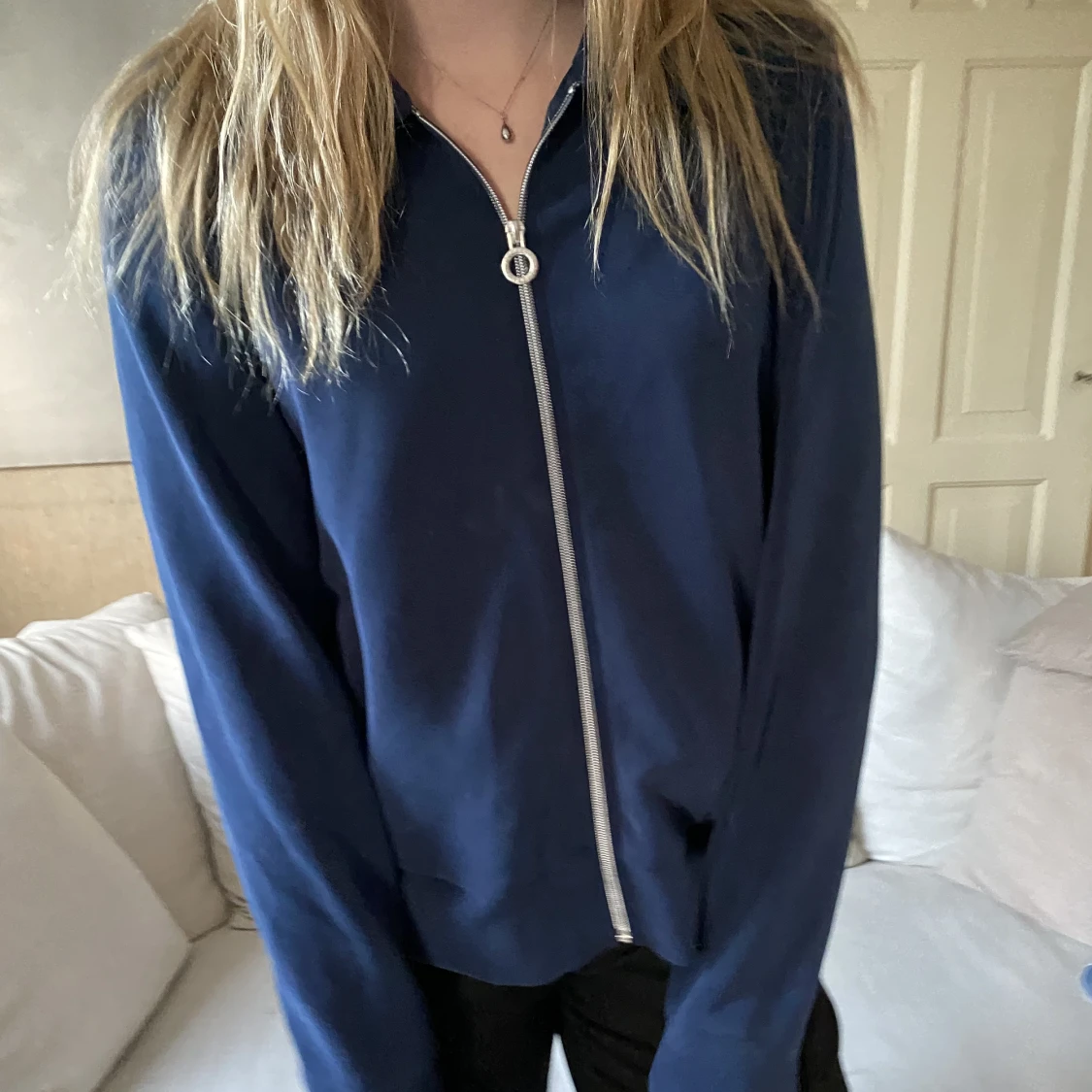 Blå ziptröja  - 91