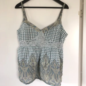 Linne  - Jättefint linne 💙