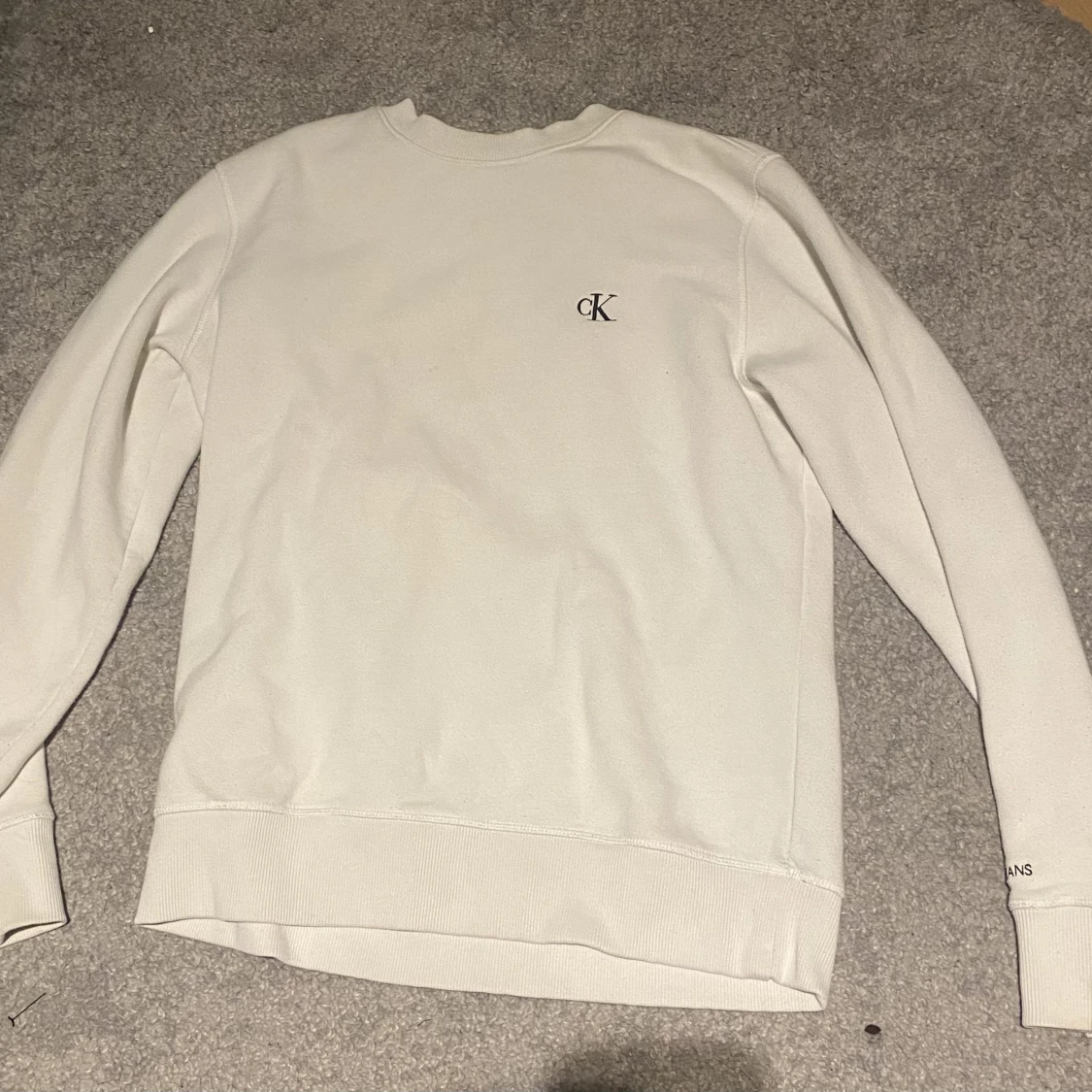 Calvin Klein sweatshirt