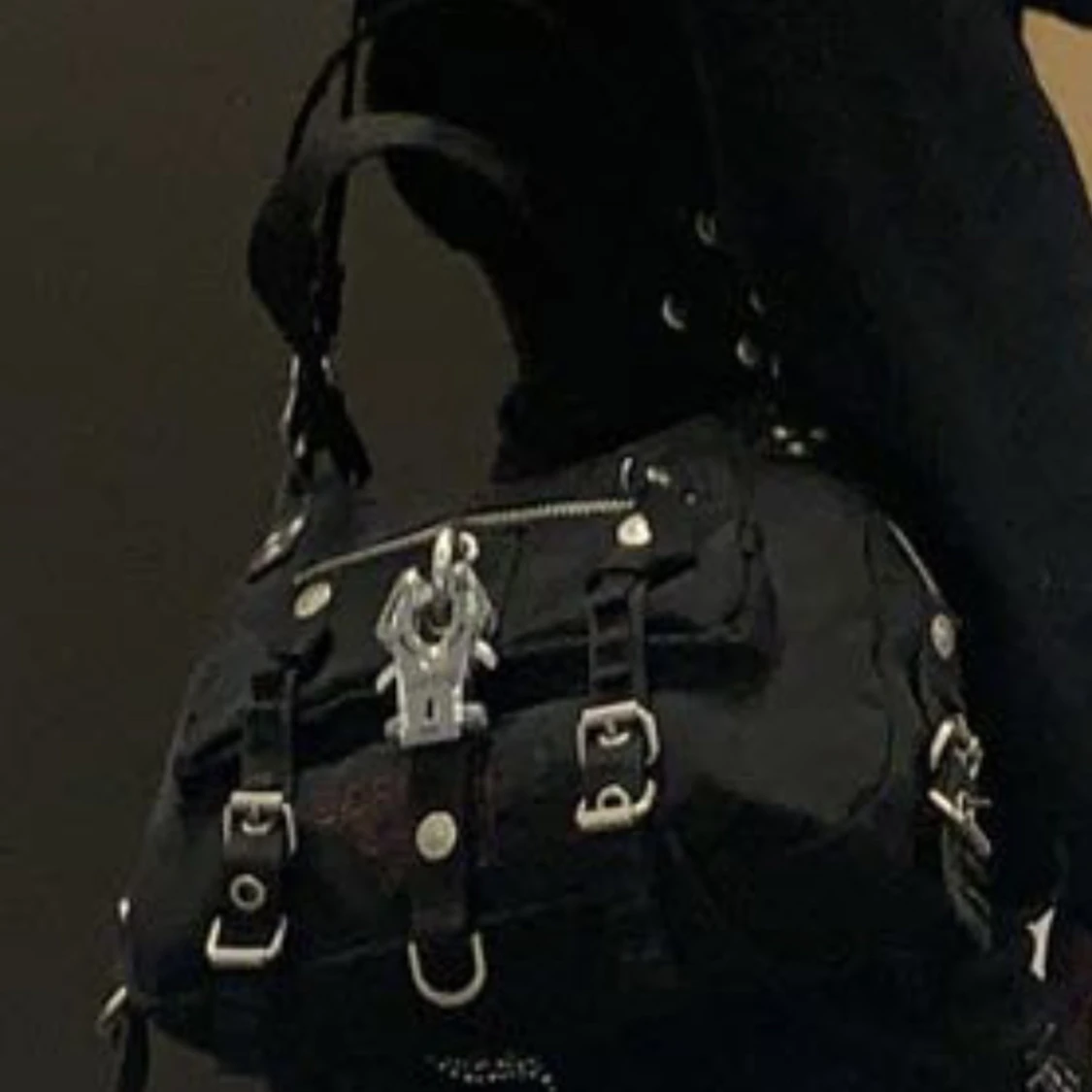 george gina lucy väska  - 91