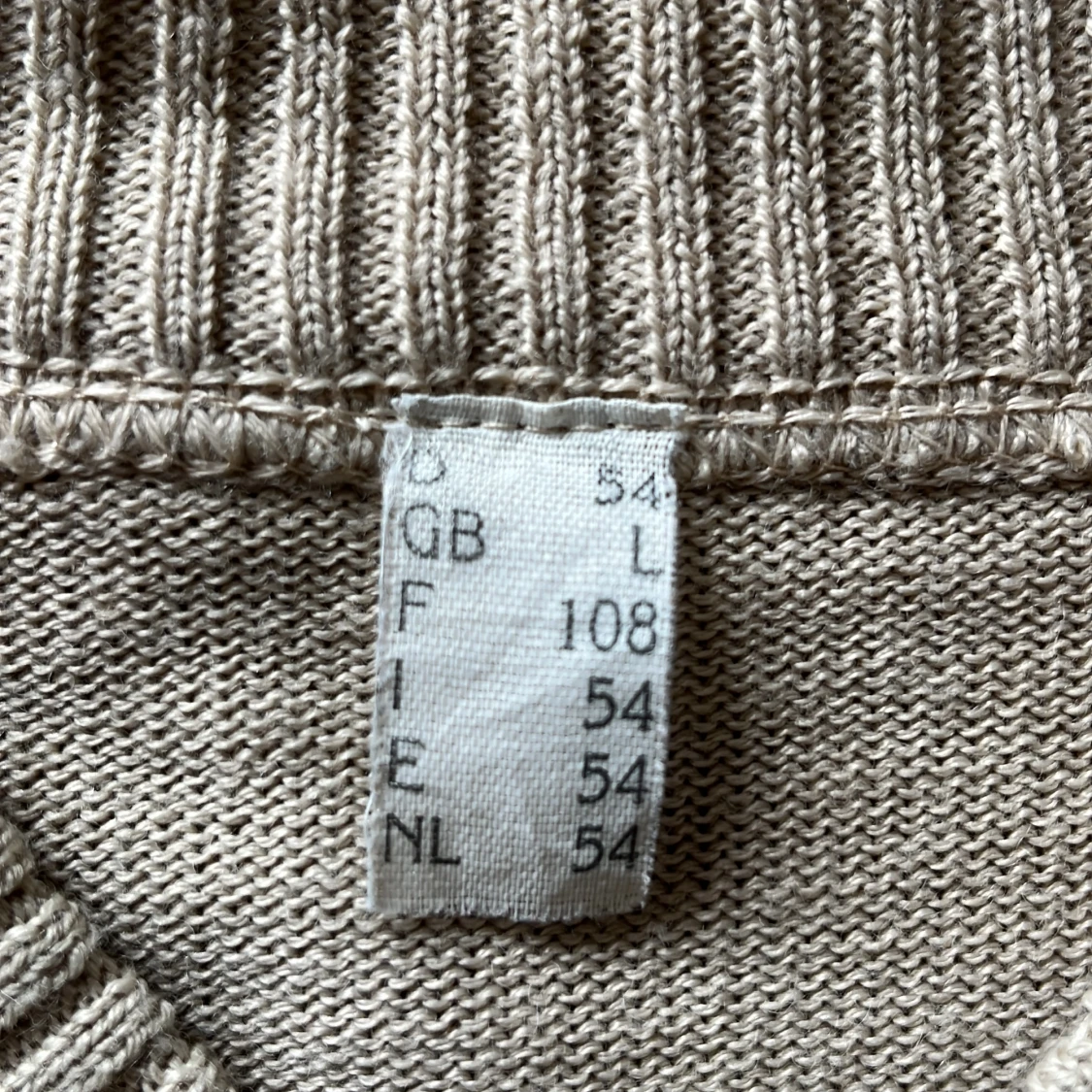 Stickad cardigan - 90