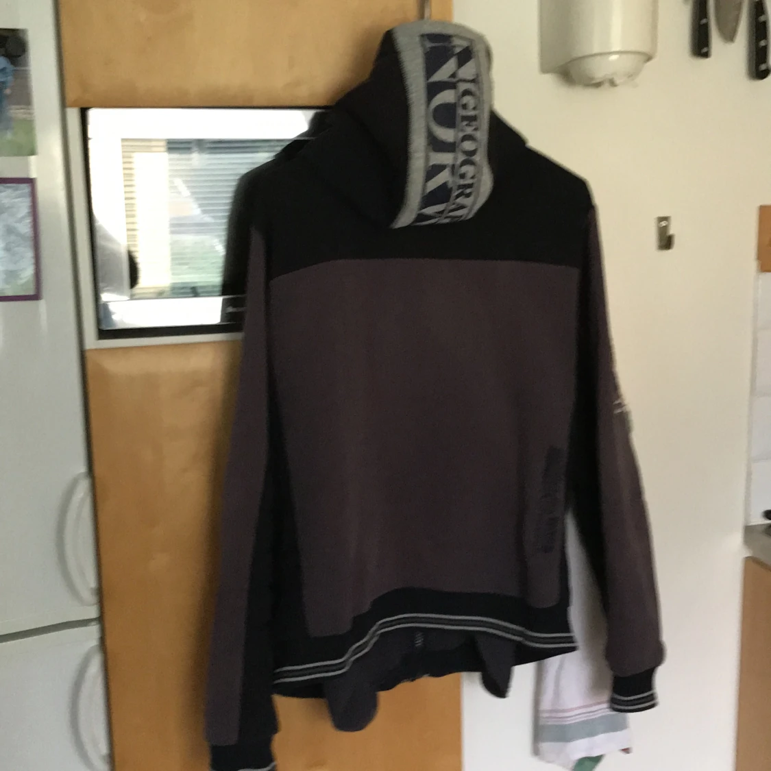 Hoodie - 90