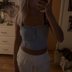 linne - Aldrig använt. Pris kan diskuteras. 