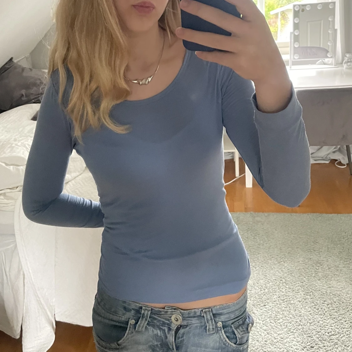 Fin blå tight tröja!🥰 - 90