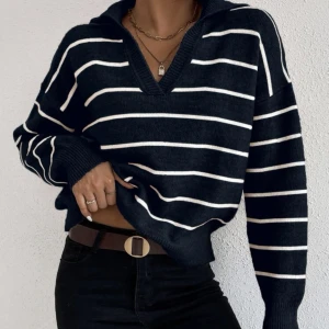 Långärmad tröja - En jättefin och mysig tröja som INTE STICKS!!! Den är så fin och mysig! Den är endast använd ett fåtal gånger.