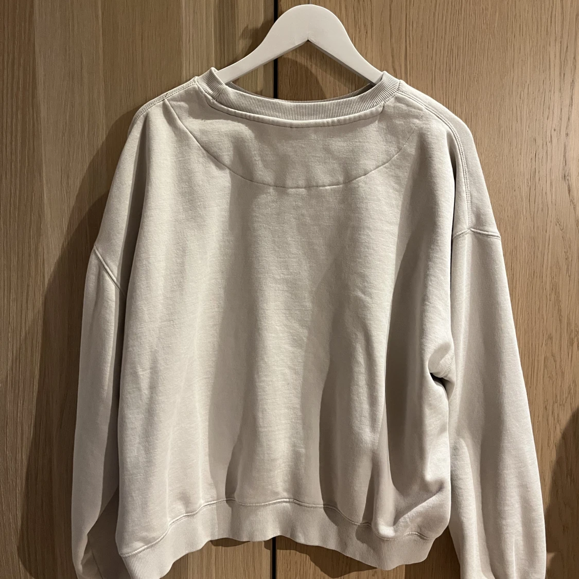 Weekday Sweatshirt  - 90
