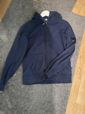 Cp company zip tröja - Använd flitigt  14 years  