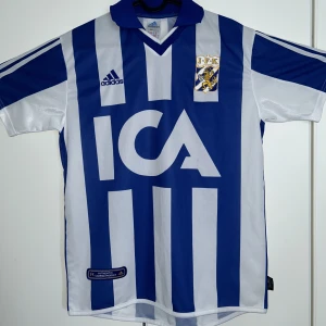 IFK Tröja - Säljer en gammal IFK matchtröja, aldrig används och passar till storlekar L/M