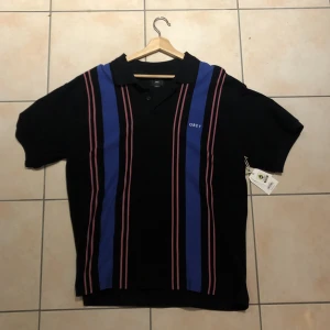 Obey Skjorta - Nypris 850. Storlek L