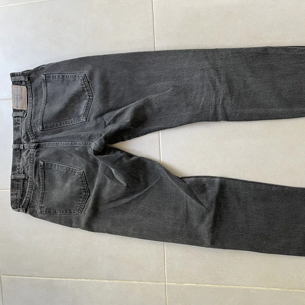 Snygga Wrangler jeans 34/32. Jeans & Byxor.