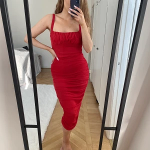 Klänning - Röd Finklänning❤️ Storlek M