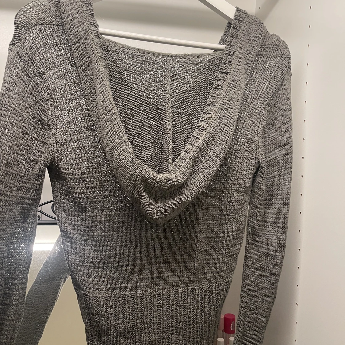 Grön stickad hoodie  - 90