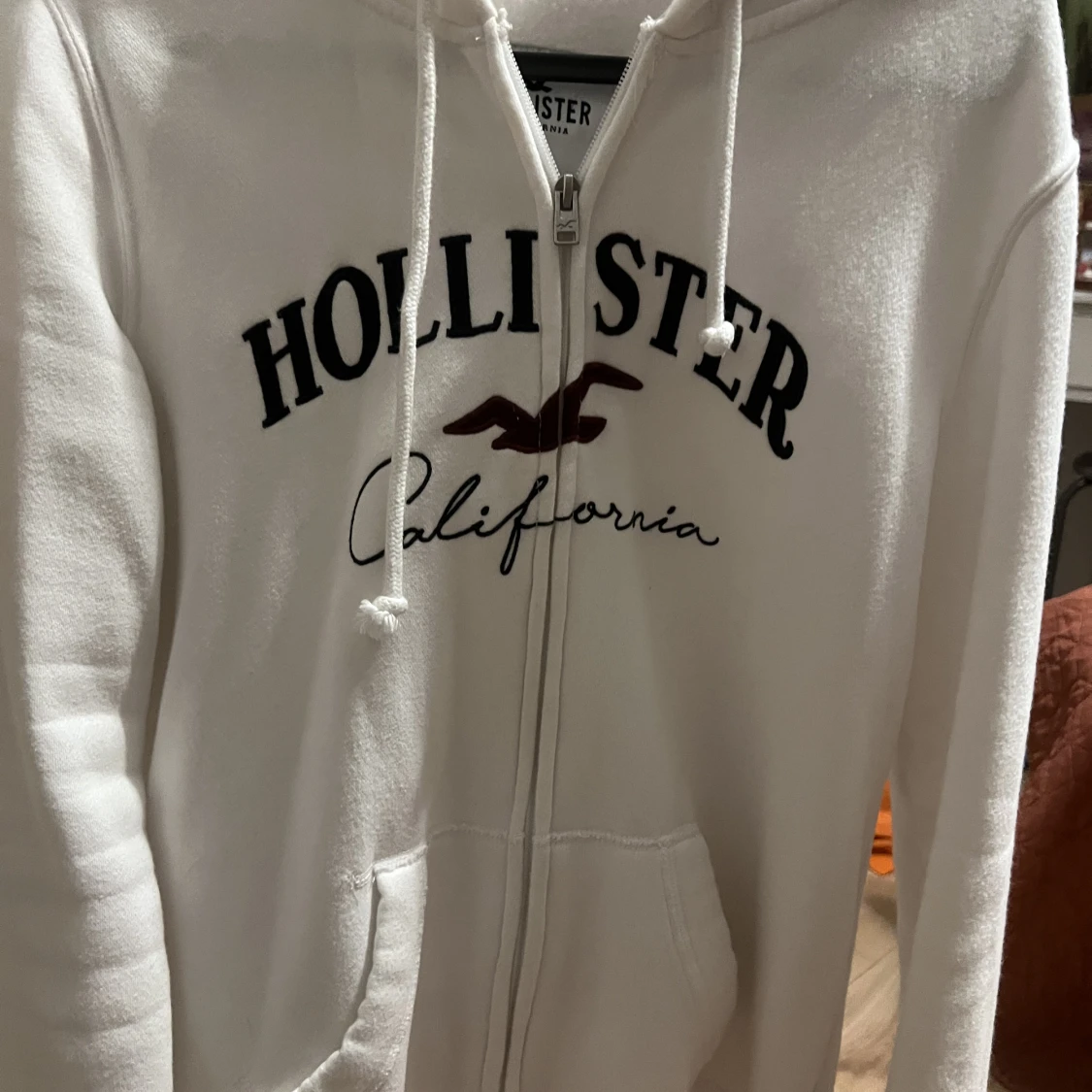 Vit hollister jacka - 90