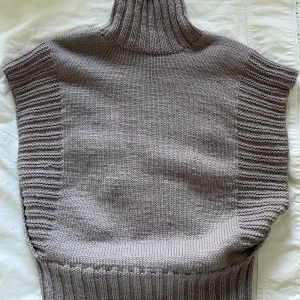 Stickad tröja utan arm - Snygg stickad tröja utan arm🙌🏼💞