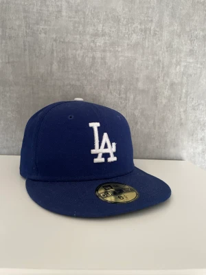 New era keps - 10/10 skick användt 1 gång pga för liten