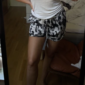 Satin pyjamasshorts  - Supersköna och fina pyjamasshorts🤍