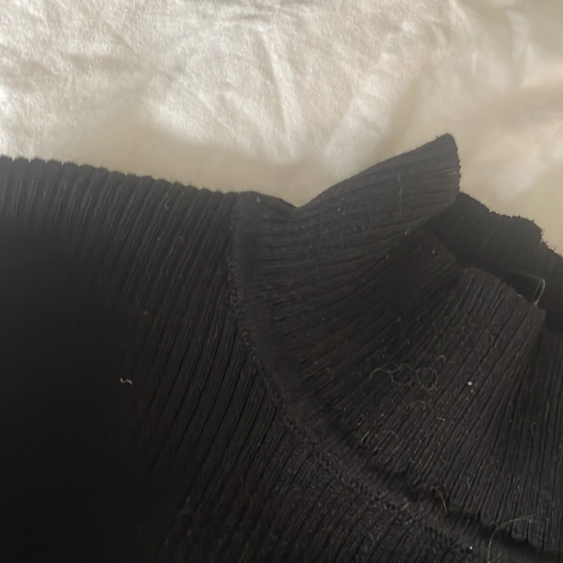 Lång armad svart tröja - 90