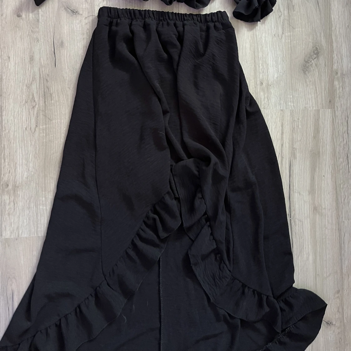 Kjol med matchande topp  - 90