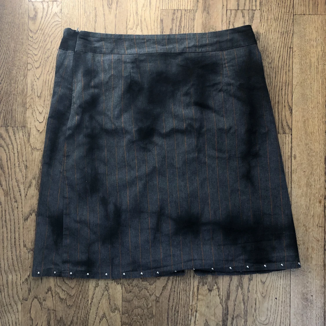 Punkig nitad kjol - 91