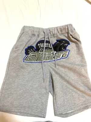Trapstar shorts  - Trapstar shorts  Aldrig använda 