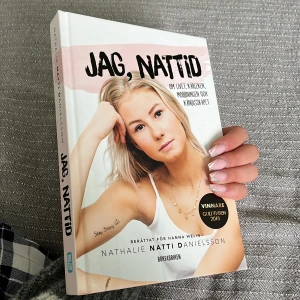 Nattid bok - Säljer nu min bok av Nattid då jag läst ut den och inte behöver den längre. Köpt för 229kr utan några skador, som i nyskick☺️
