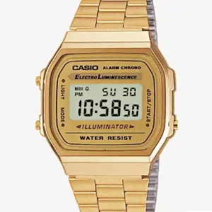 Fin klocka. Oanvänd. Battieriet räcker hela livet enligt Casio. Plasten är på. Du får original boxen