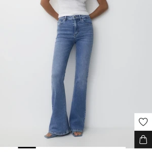 Bootcut jeans - Söta bootcut jeans som tyvärr blivigt förstora. Inga defekter och som nya❤️