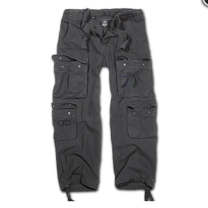 Cargopants - ”Pure vintage” cargobyxor från Brandit i storlek L, nypris runt 900 