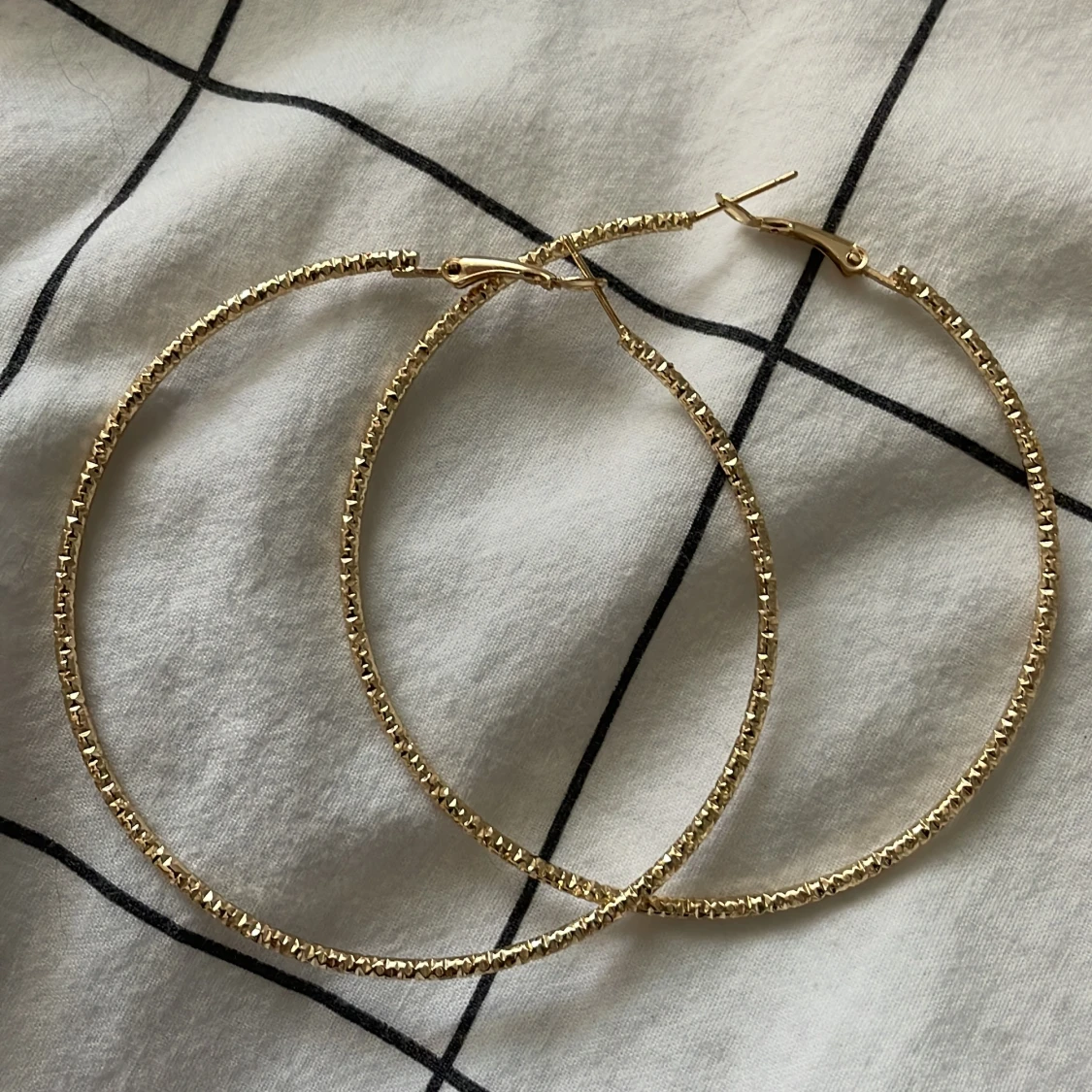 Stora öronhängen - 91