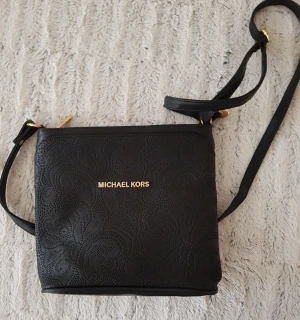 MICHAEL KORS  - MICHAEL KORS  "NY"